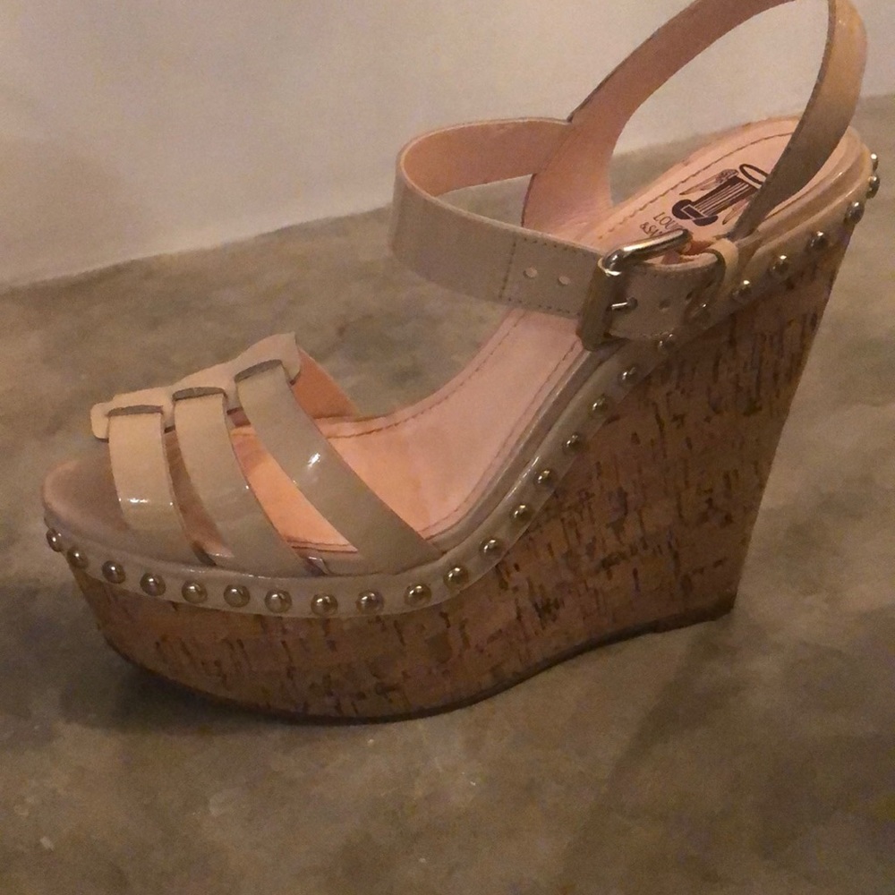 Beautiful & comfy wedges - Picture 2 of 6